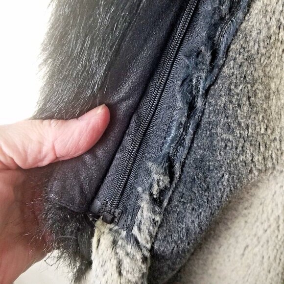 Skea black maxi over coat women's 10 plush faux sheep skin fur detachable collar - Picture 14 of 16